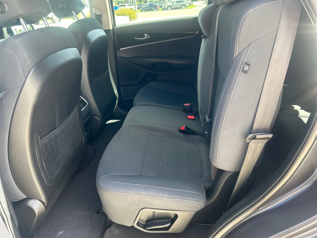 Used 2018 Kia Sorento LX w/ LX V6 Convenience Package AWD/4WD image 28