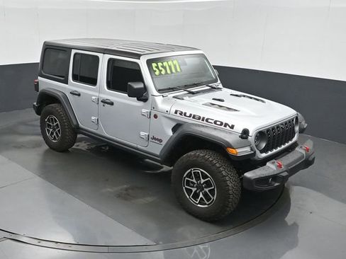Used 2024 Jeep Wrangler Unlimited Rubicon w/ Technology Group AWD/4WD image 32