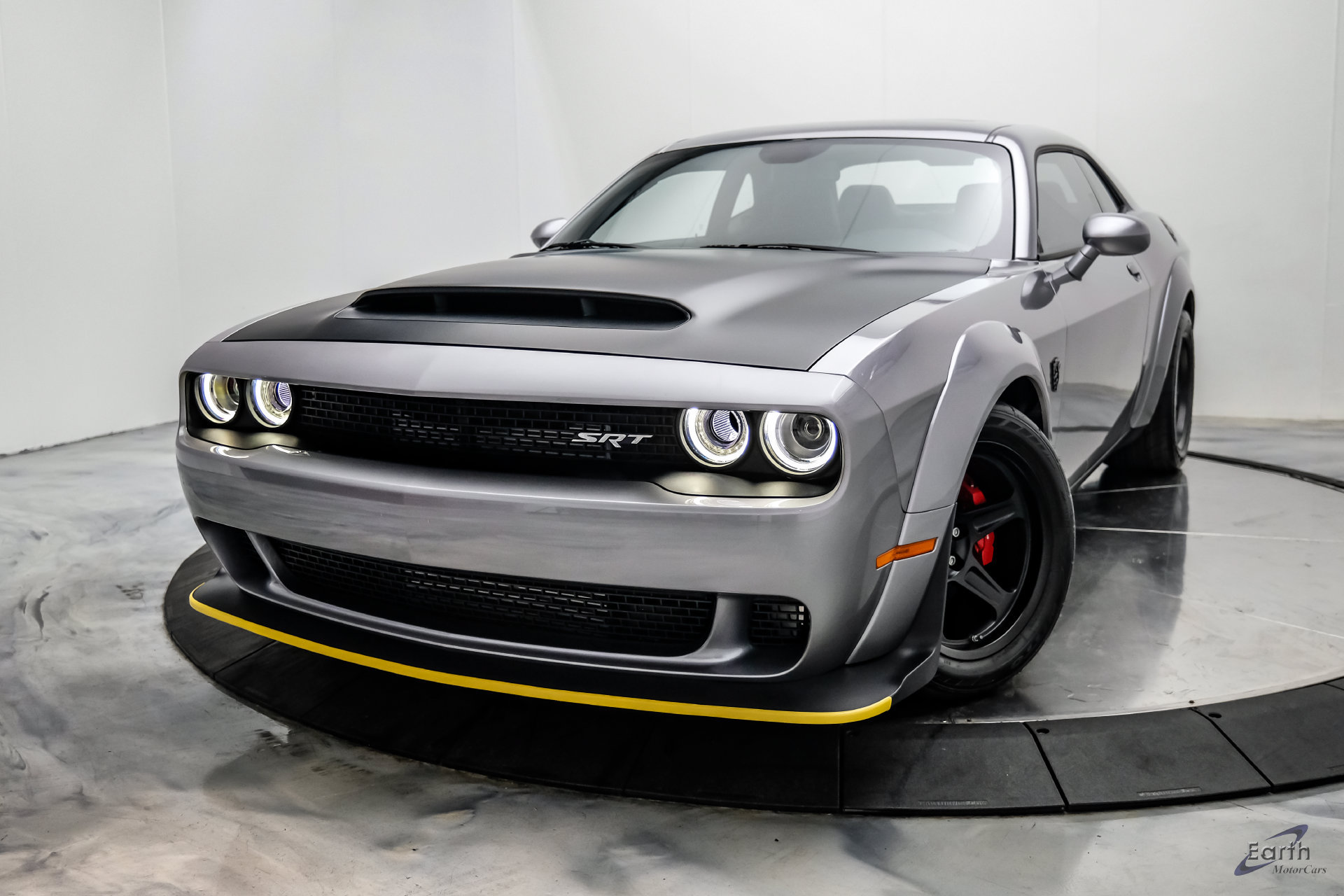 Used 2018 Dodge Challenger SRT Demon w/ Leather Front Seat Group RWD image 5