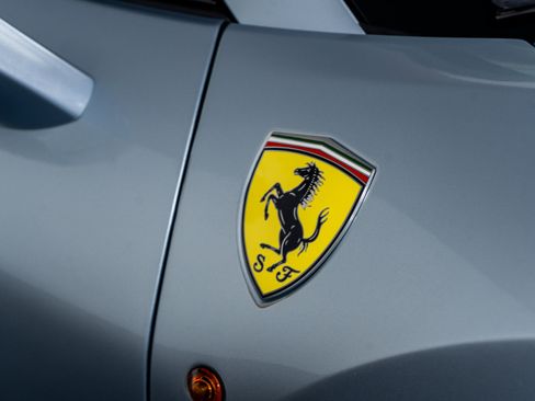 Used 2019 Ferrari 488 Spider image 28