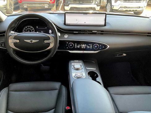 Used 2023 Genesis GV70 2.5T w/ Select Package AWD/4WD image 16