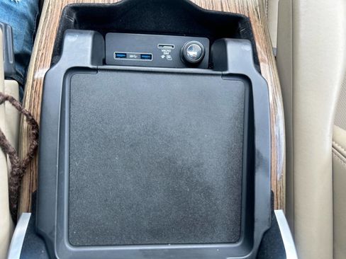 Used 2019 Land Rover Range Rover HSE image 29