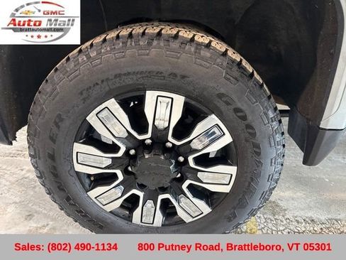 Used 2024 GMC Sierra 3500 Denali w/ Denali Reserve Package image 29