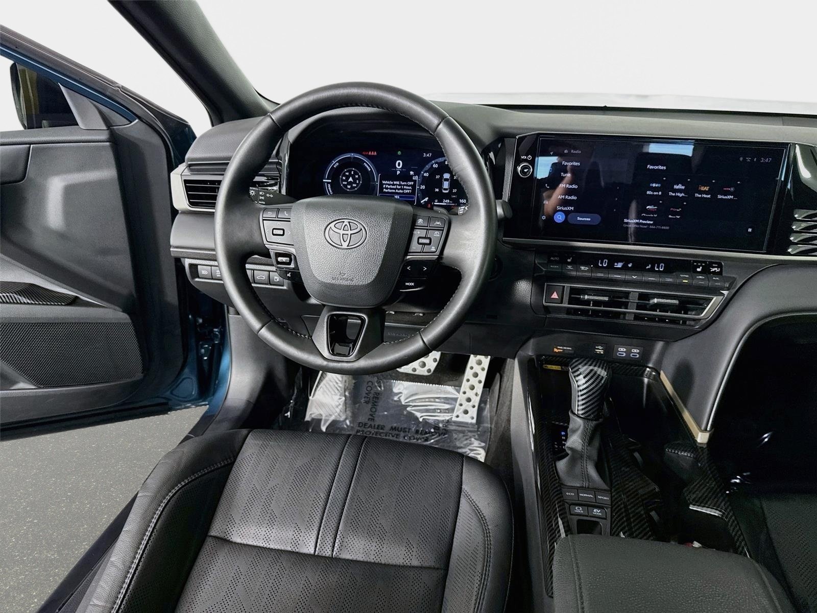 Used 2025 Toyota Camry XSE FWD image 23