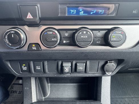 Used 2023 Toyota Tacoma SR5 w/ Technology Package AWD/4WD image 17