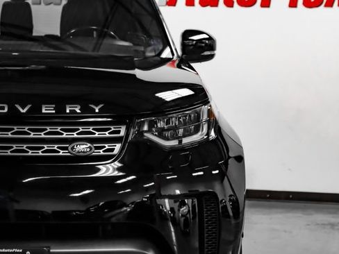 Used 2019 Land Rover Discovery SE image 53