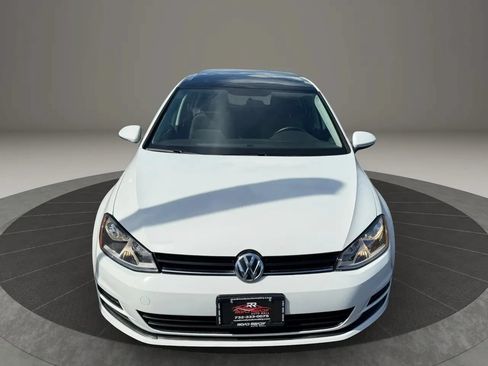 Used 2016 Volkswagen Golf S FWD image 4