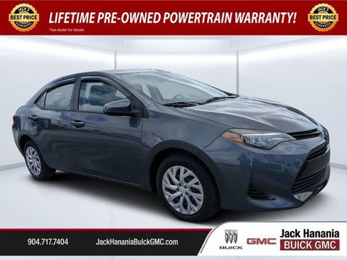 Used 2017 Toyota Corolla LE FWD image 1