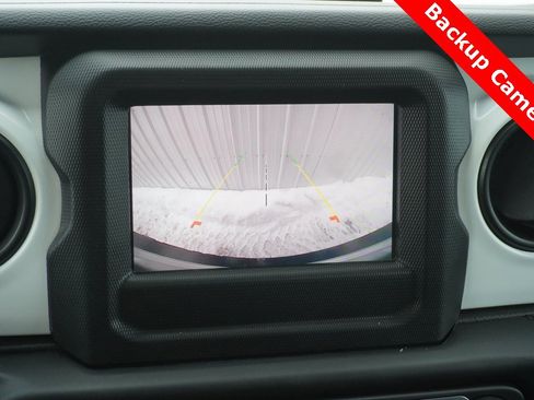 Used 2021 Jeep Wrangler Unlimited Islander image 36