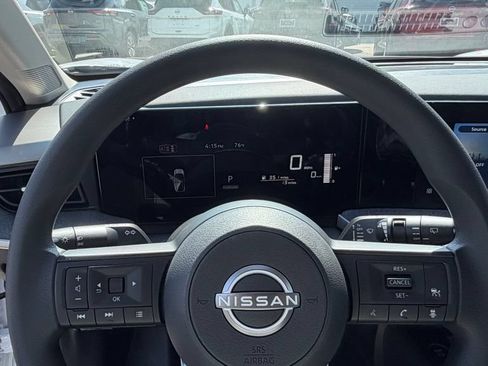 Used 2026 Nissan Kicks SV FWD image 17