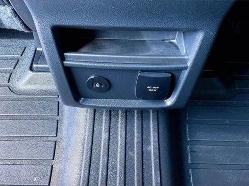 Used 2024 Ford Edge ST-Line image 26