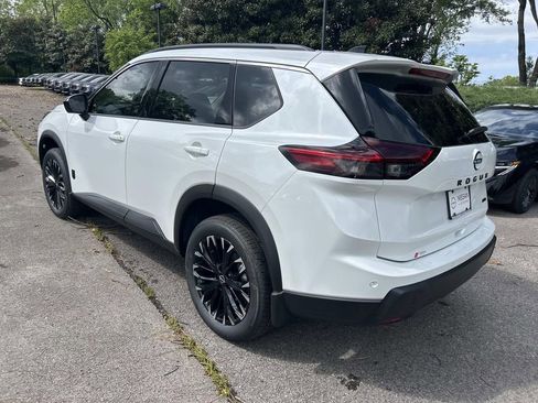 New 2026 Nissan Rogue SV AWD/4WD image 5