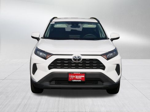 Certified 2021 Toyota RAV4 LE AWD/4WD image 2