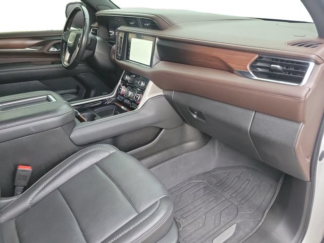 Used 2022 GMC Yukon XL Denali RWD image 38
