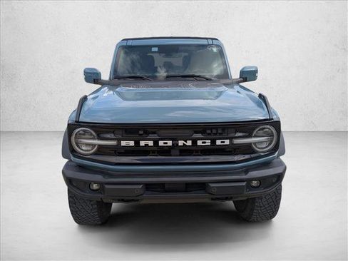 Used 2023 Ford Bronco Outer Banks w/ Sasquatch Package image 2