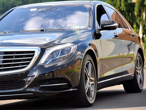 Used 2016 Mercedes-Benz S 550 4MATIC Sedan image 2