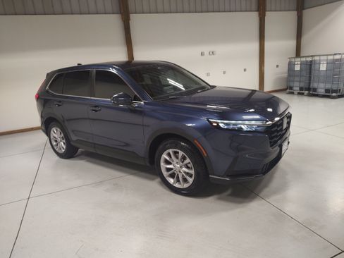 Used 2024 Honda CR-V EX image 2