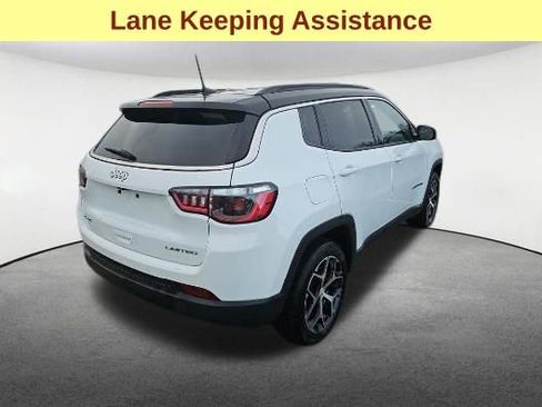 Used 2024 Jeep Compass Limited image 5