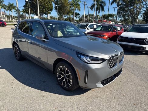 Used 2026 BMW X3 xDrive30 w/ Premium Package image 3