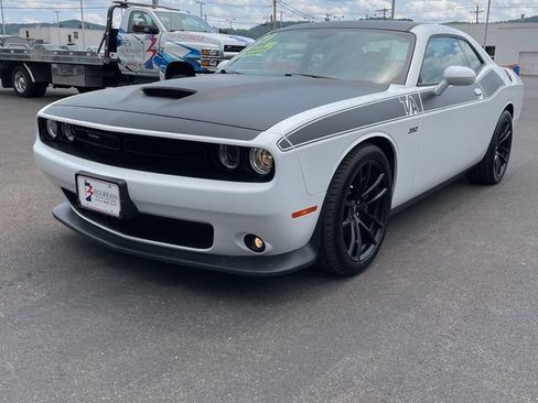 Used 2021 Dodge Challenger R/T Scat Pack w/ T/A Package RWD image 1