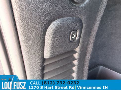 Used 2022 Dodge Durango GT AWD/4WD image 11
