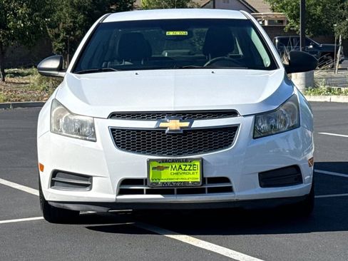 Used 2012 Chevrolet Cruze LS w/ Connectivity Package FWD image 7