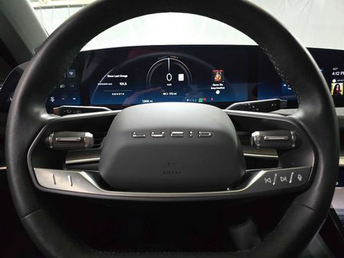 Used 2025 Lucid Air Touring AWD/4WD image 23