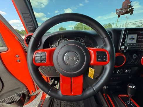 Used 2015 Jeep Wrangler Unlimited Sport w/ Quick Order Package 24S AWD/4WD image 21