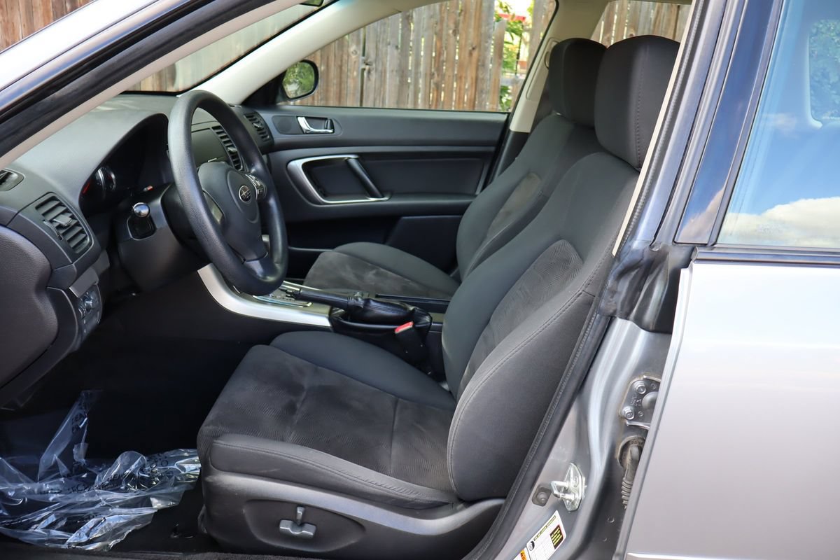 Used 2008 Subaru Outback 2.5i AWD/4WD image 19