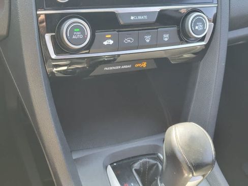 Used 2020 Honda Civic Sport image 22