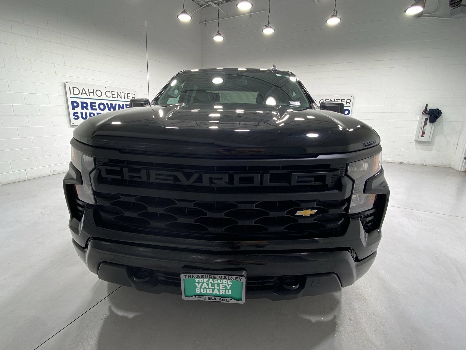 Used 2022 Chevrolet Silverado 1500 Custom AWD/4WD image 3
