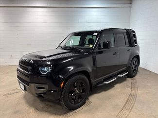 Used 2022 Land Rover Defender 110 X-Dynamic SE video 1