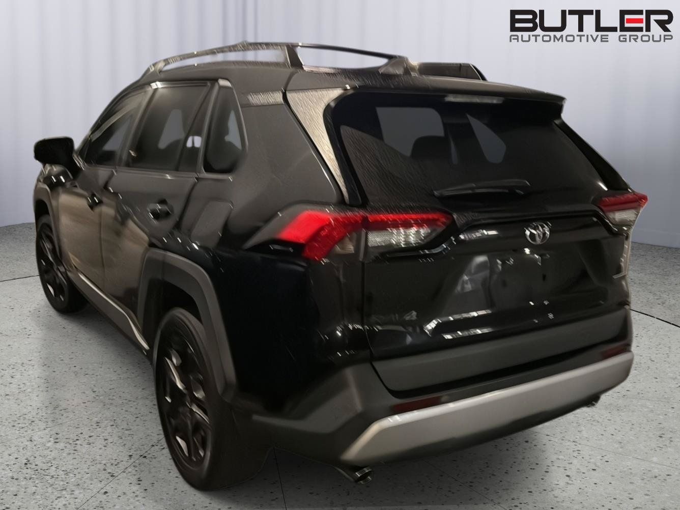 Used 2022 Toyota RAV4 Adventure AWD/4WD image 9