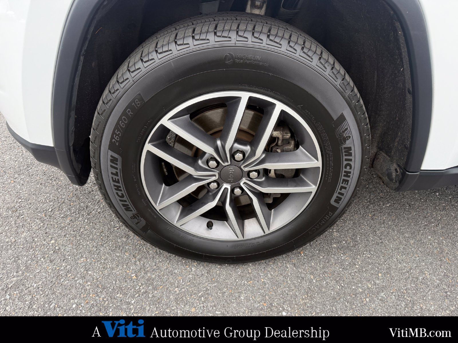 Used 2021 Jeep Grand Cherokee Limited w/ Trailer Tow Group IV AWD/4WD image 12