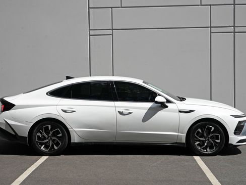 Used 2025 Hyundai Sonata SEL AWD/4WD image 49