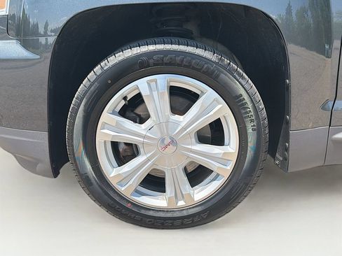 Used 2017 GMC Terrain SLE FWD image 29