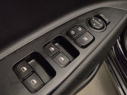 Used 2023 Kia Rio LX FWD image 27
