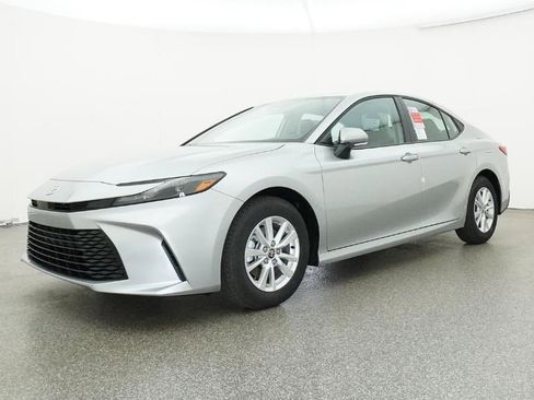 New 2026 Toyota Camry LE image 6