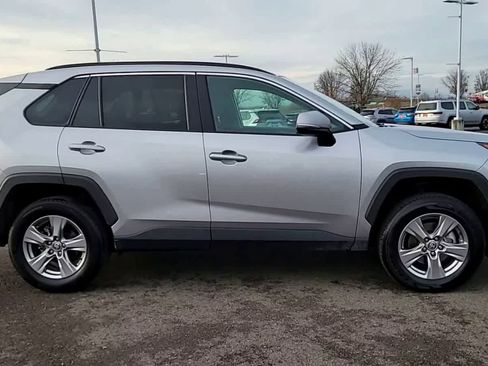 Used 2024 Toyota RAV4 XLE image 9