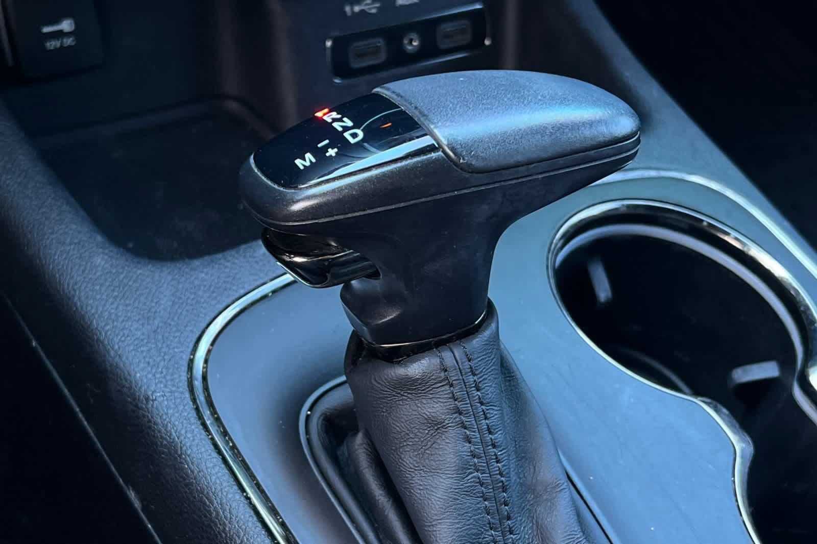 Used 2019 Dodge Durango R/T w/ Blacktop Package RWD image 22