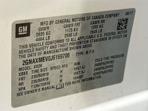 Used 2018 Chevrolet Equinox Premier image 34