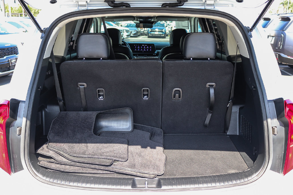 Certified 2024 Kia Telluride S w/ S Sunroof Package FWD image 26