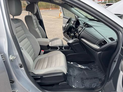 Used 2018 Honda CR-V LX image 16