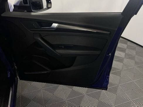 Used 2022 Audi SQ5 Premium Plus w/ Premium Plus Package image 34