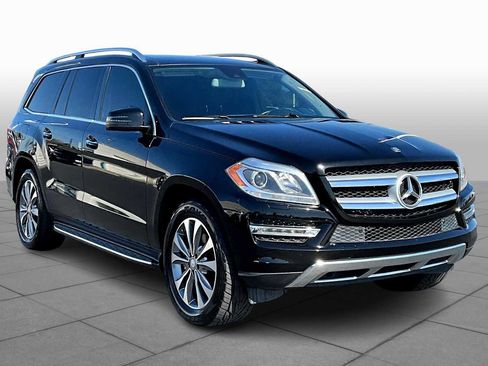 Used 2016 Mercedes-Benz GL 450 4MATIC image 2