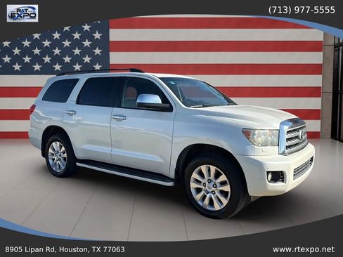 Used 2013 Toyota Sequoia Platinum RWD image 2