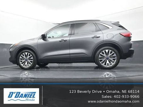Used 2022 Ford Escape Titanium AWD/4WD image 10