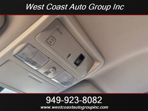 Used 2016 Nissan Titan SL image 20