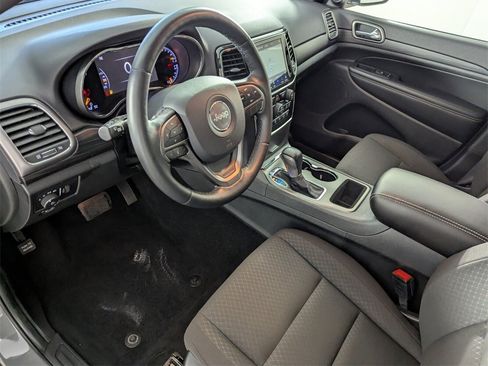 Certified 2021 Jeep Grand Cherokee Freedom Edition image 11