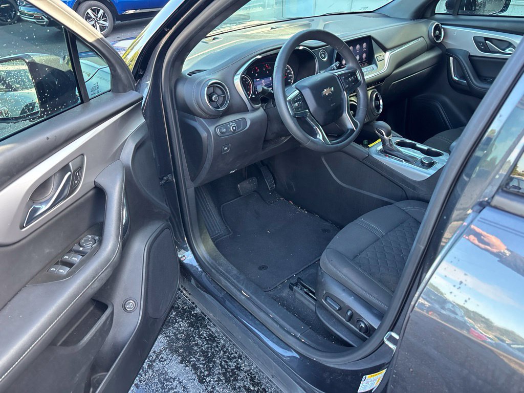 Used 2022 Chevrolet Blazer LT FWD image 8